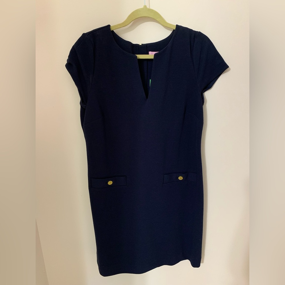 NWT Lilly Pulitzer Navy Dress, size large.